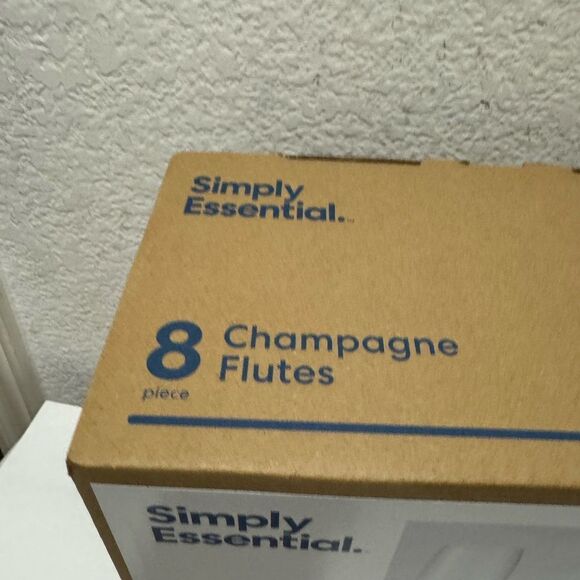Simple essentials Champagne Flutes 8 Glasses - Picture 3 of 5